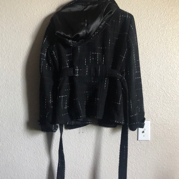 Jacket - Picture 2 of 2